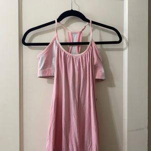 Lululemon workout top